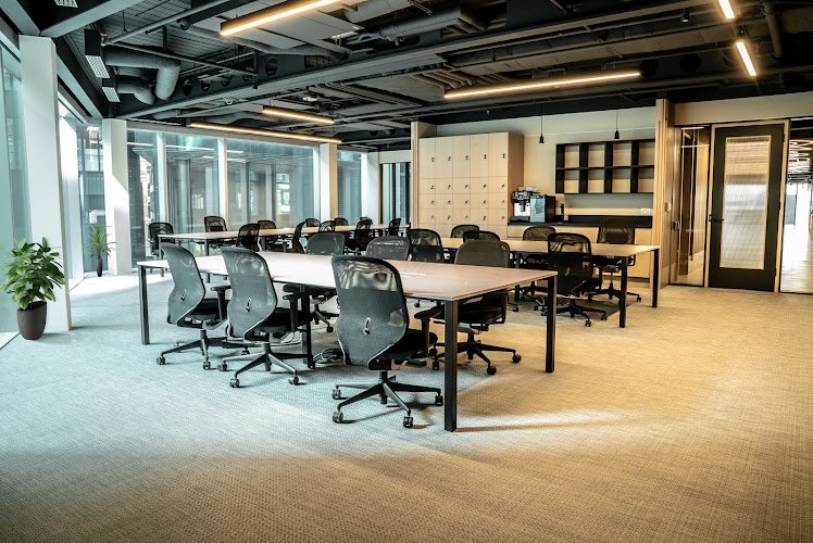 HubHub 20 Farringdon Street coworking space in London, United Kingdom of Great Britain and Northern Ireland 1