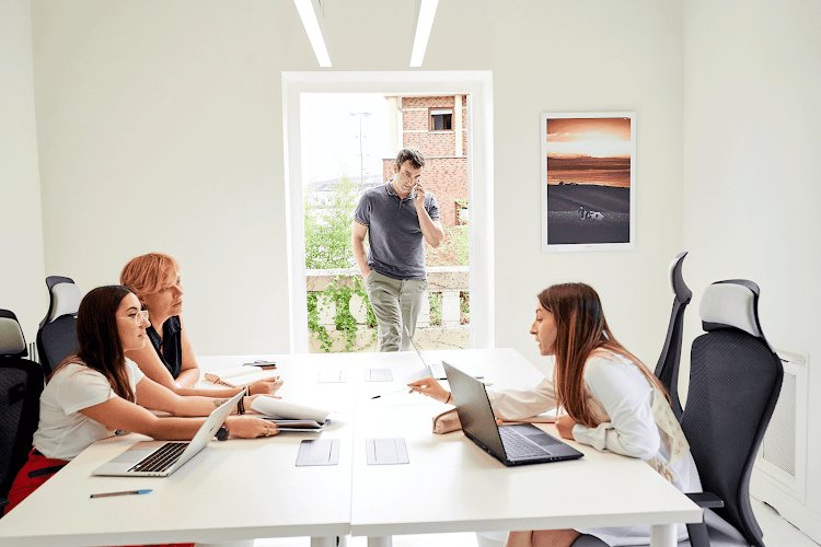 La Casa N10 · Eventos & Coworking Torrelavega coworking space in Torrelavega, Spain 1