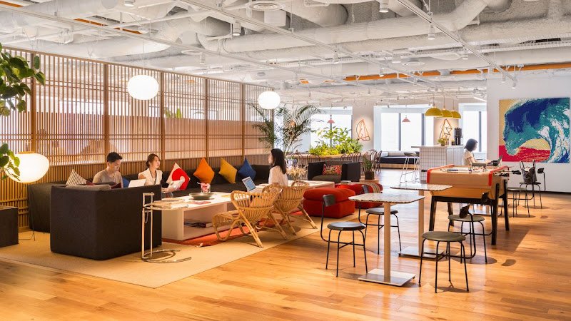 WeWork Shiroyama Trust Tower coworking space in Minato City, Japan 1