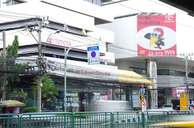S.P. ARCADE coworking space in Bang Kapi, Thailand 1