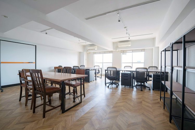 SLACK SHIBUYA coworking space in Shibuya, Japan 1