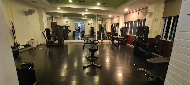 Nmbc health club coworking space in New Delhi, India 1