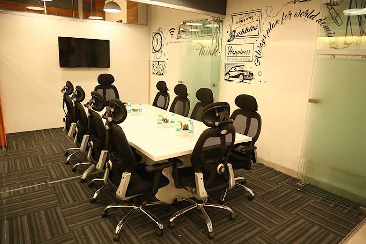 Idea Square. coworking space in Mumbai, India 1