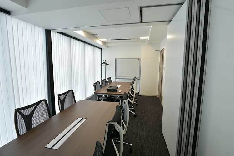 BIZ SMART 茅場町 coworking space in Chuo City, Japan 1
