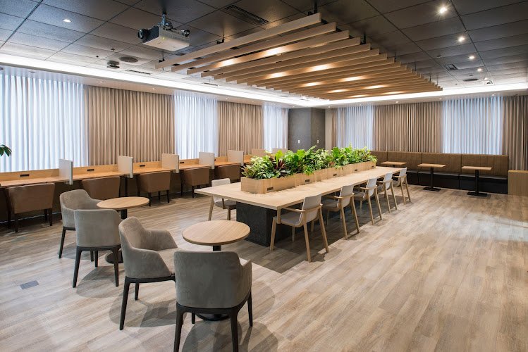 プラスアワーズ×エキスパートオフィス 八重洲 coworking space in Chuo City, Japan 1