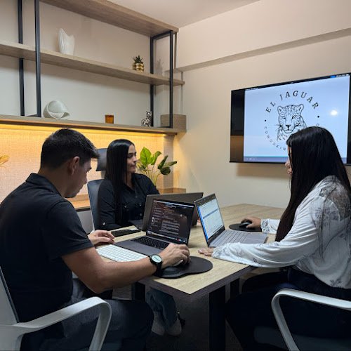 El Jaguar Coworking coworking space in Cali, Colombia 1