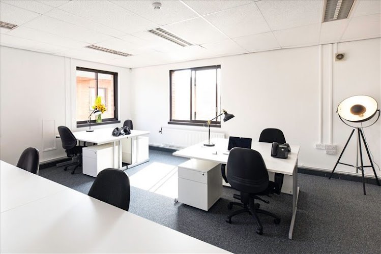 Serviced Offices at the Junction Merchants Quay coworking space in Salford, United Kingdom of Great Britain and Northern Ireland 1