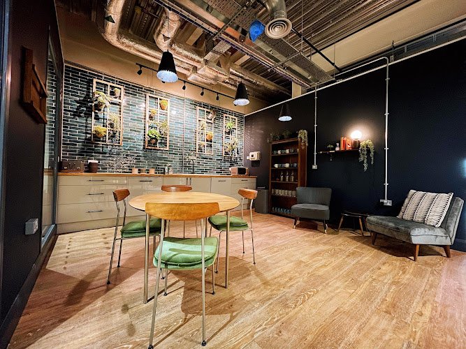 Point of Difference - Perch Studios, Bicester coworking space in Bicester, United Kingdom of Great Britain and Northern Ireland 1