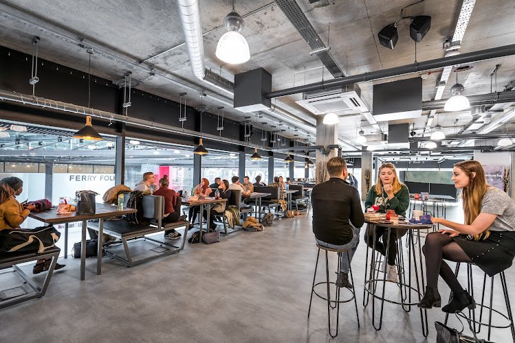 Avenue HQ Mann Island coworking space in Liverpool, United Kingdom of Great Britain and Northern Ireland 1