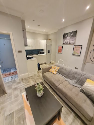 Mo'Living coworking space in London, United Kingdom of Great Britain and Northern Ireland 1