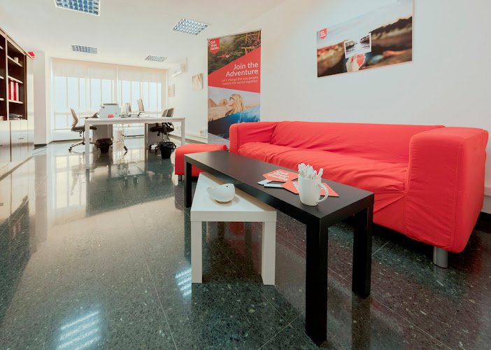Space Up Cowork - Coworking & Centro de negocios coworking space in Gavà, Spain 1