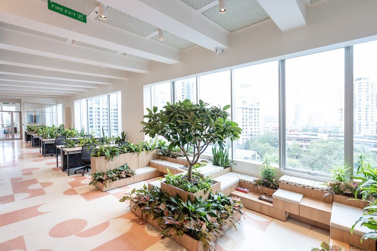 Dextrus - Peninsula Corporate Park coworking space in Mumbai, India 1