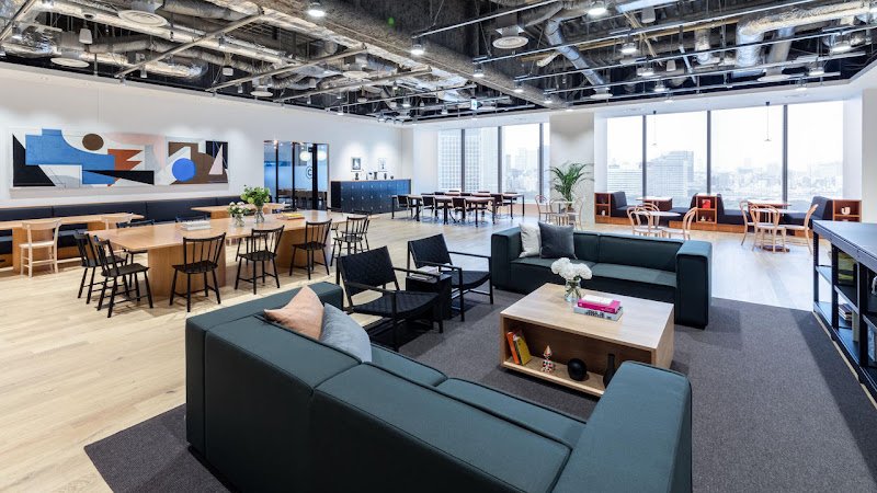 WeWork TOKYO PORTCITY TAKESHIBA coworking space in Minato City, Japan 1